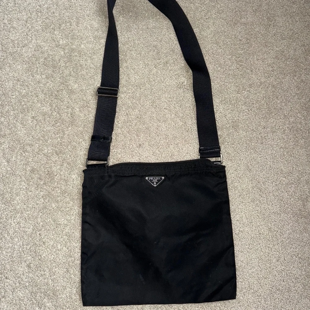 Authentic Prada Nylon Crossbody bag, Black with adjustable shoulder strap - Picture 11 of 14